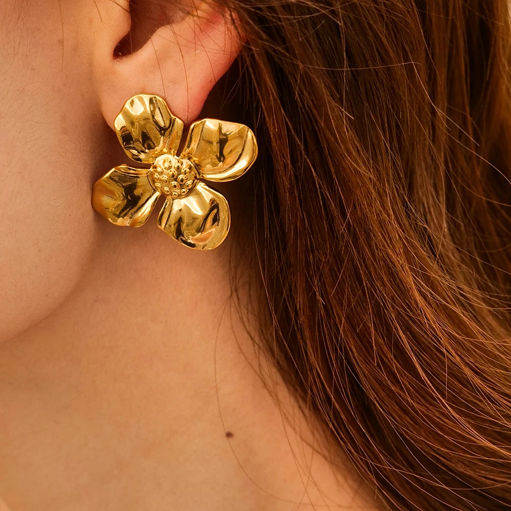 18K PVD Ins Style Unisex Stainless Steel Stud Earrings Trendy 18K Gold Plated Flower Cuff Big Earrings for Women