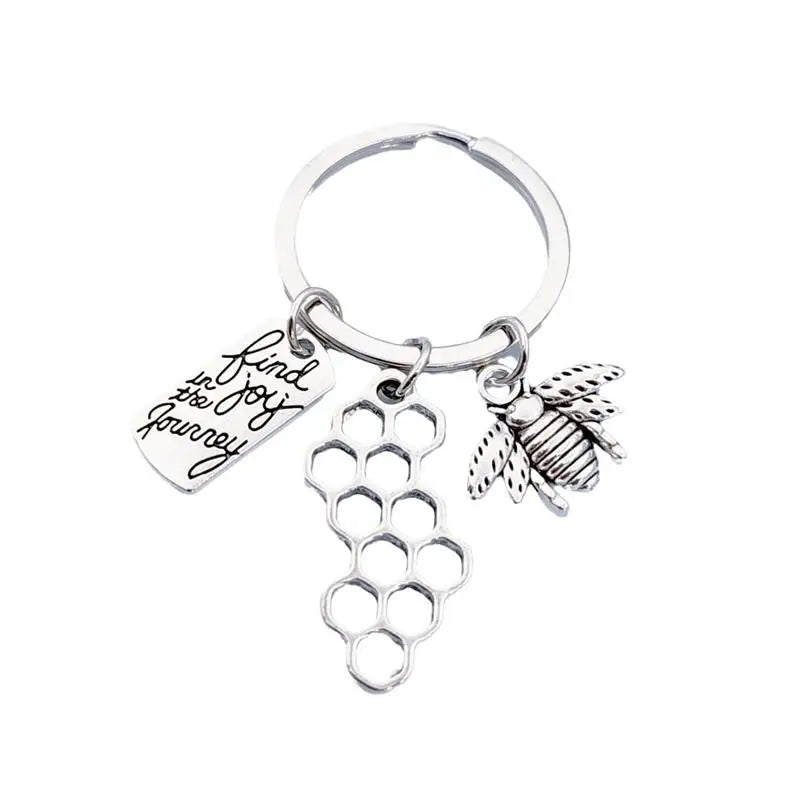 Antique Silver Color Honeycomb With Bee Keychain Honeycomb Bee Charm Pendant DIY Jewelry Findings Key Ring