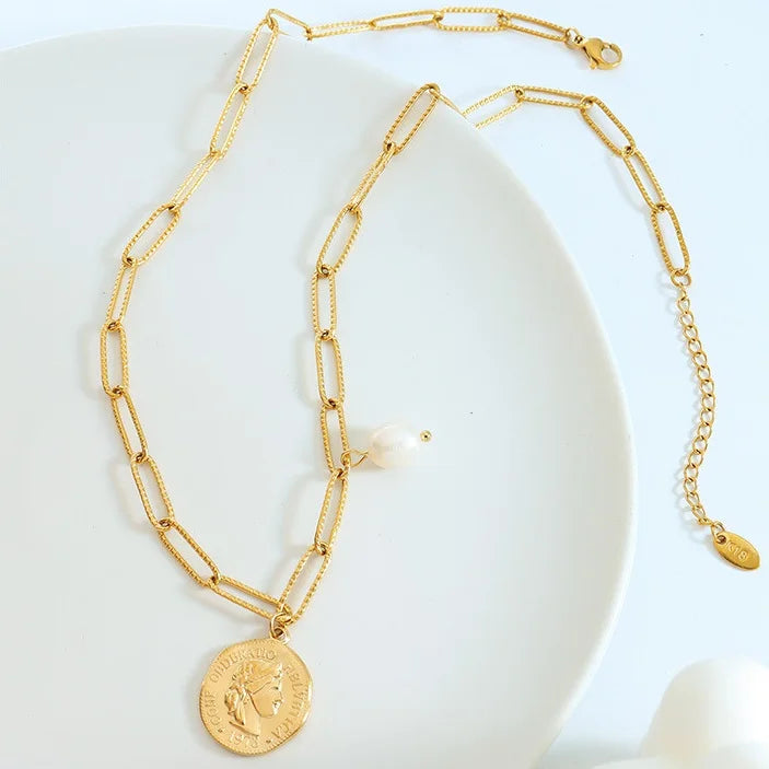 Fashion Design Vintage Stainless Steel Figure Pearl Pendant Necklace for Women Jewelry