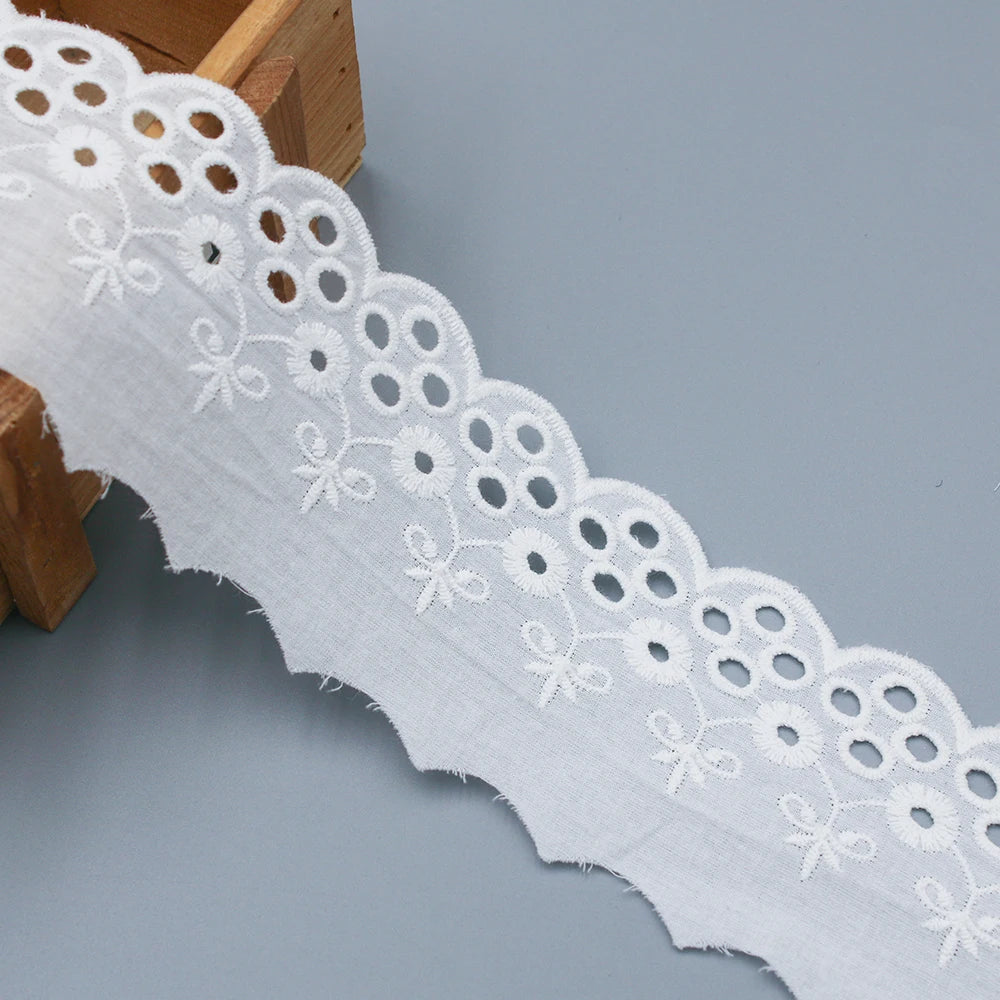 Hot Sale 100% Cotton Eyelet Lace Border Embroidery White Cotton Lace Trim for Clothing