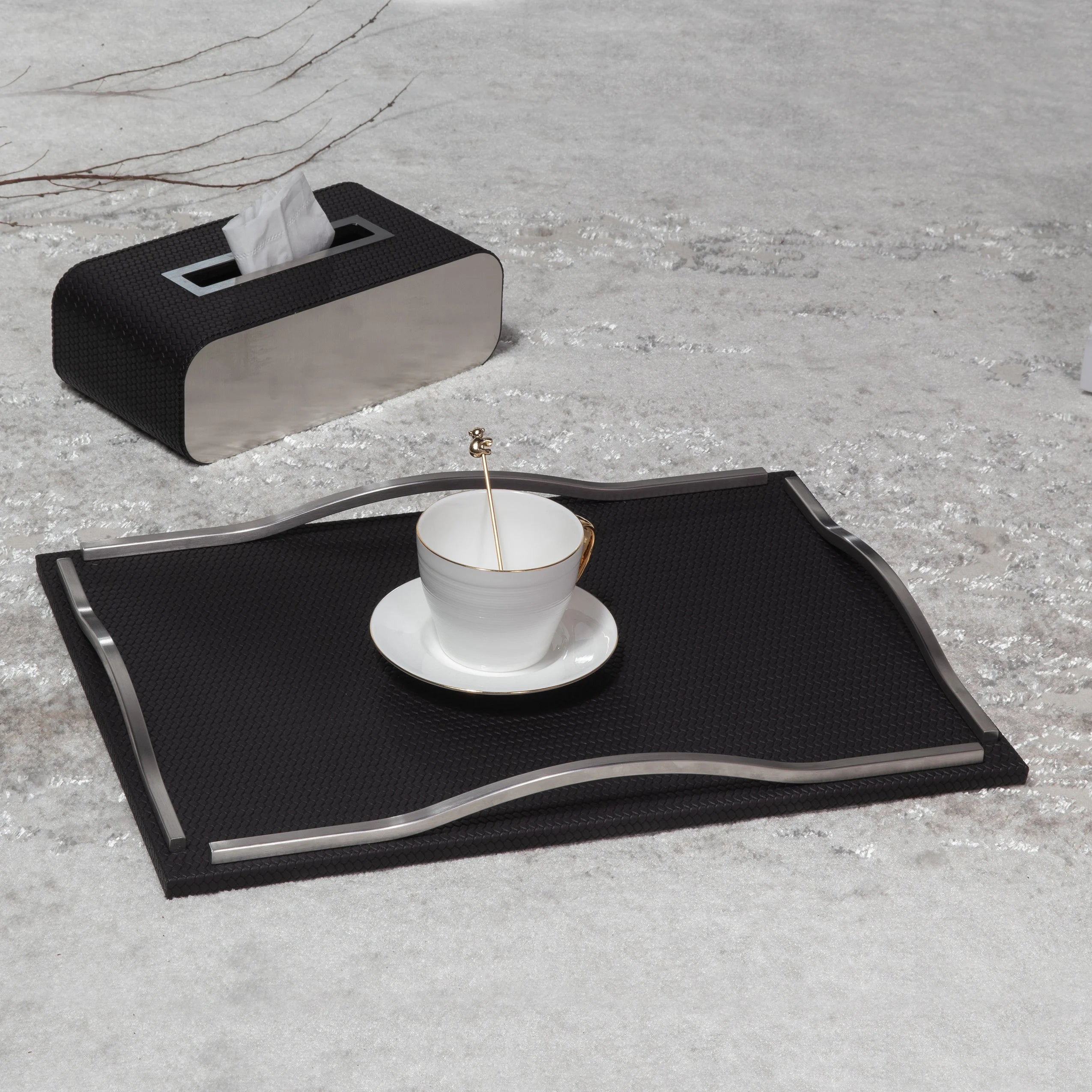 T-336European Home Decoration Customized Size Design Tray Hotel Wedding Display Tray Metal Leather Custom Tray with Handle
