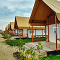 Glamping Recreation Safari Tents Prefabricated Wooden Pole House Villa