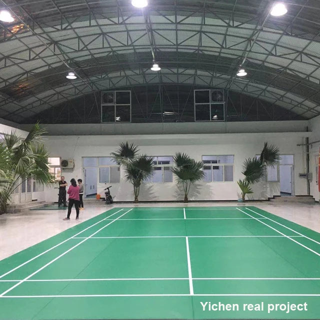 Modern Adhesive 4.5mm PVC Vinyl Sports Flooring for Indoor Badminton Court with Anti-Slip Surface
