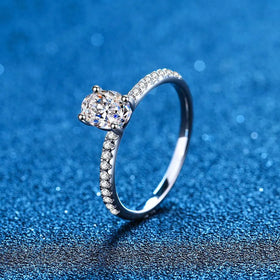 Vvs 1 Ct Oval Cut Moissanite Diamond Ring S925 Silver Inlaid with Brilliant Moissanite Engagement Ring for Women
