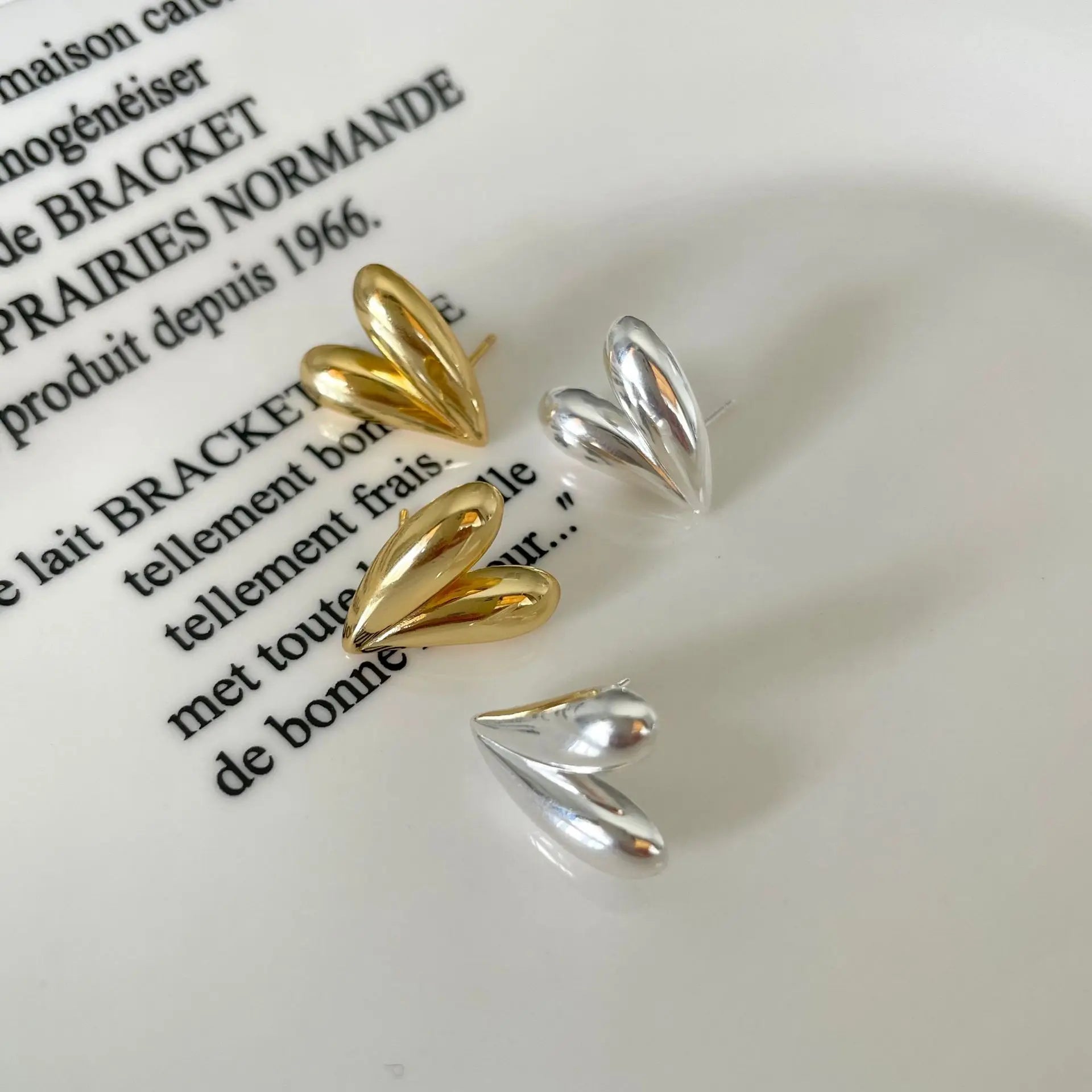 VIANRLA 925 Sterling Silver Sweet Love Heart Gold Mini Small Stud Earrings for Women Teen Ear Bone Piercing Jewelry Accessories
