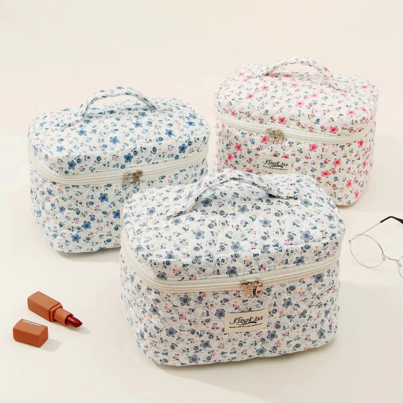 Elegant  Color Block  Stylish and Functional Cosmetic Pouch for Women Perfect for Travel and Everyday Use Makeup Bag