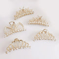 Wholesale Women Hair Catch Haarklammer Fashionable Alloy Shining Star Hair Accessories Pearl Rhinestone Bow Crown Hair Claw Clip