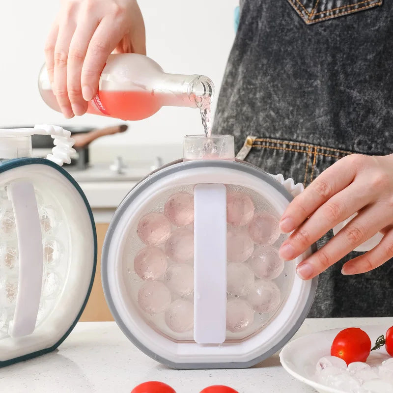 Portable 2 in 1 DIY Leak Proof BPA Free Whiskey Ice Cube Tray Ice Ball Mold with Lid