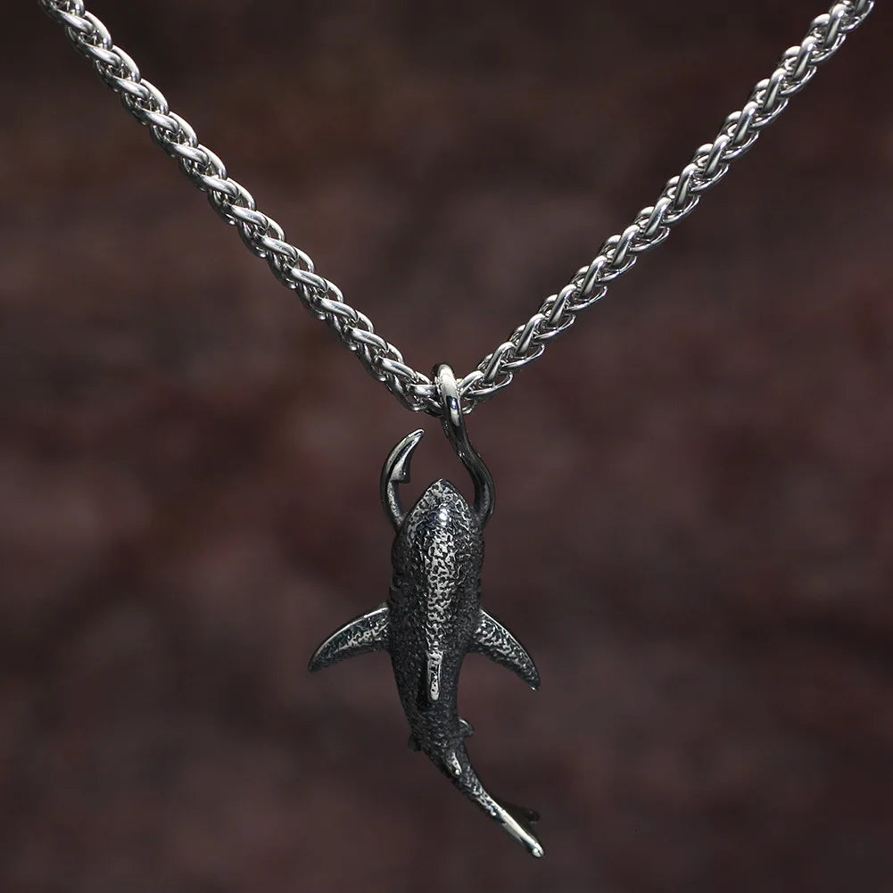 Hot Selling Retro Stainless Steel Whale Pendant Personality Fashion Long Necklace Men and Women Jewelry