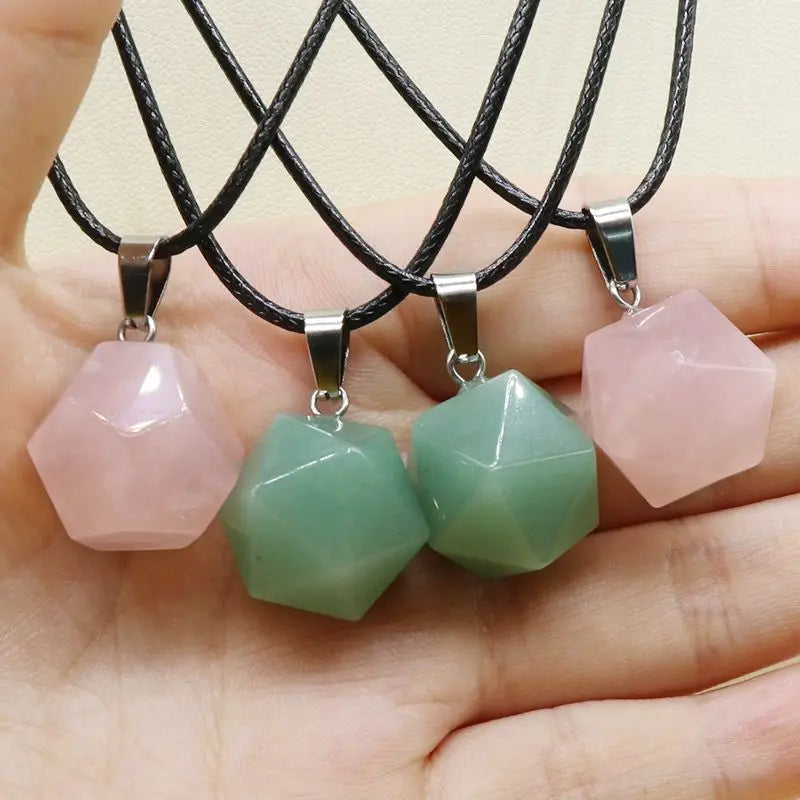 Huiying Wholesale Natural Crystal Hand-carved Faceted Rose Quartz Pendant Healing Crystals Stones Pendant Necklace Jewelry