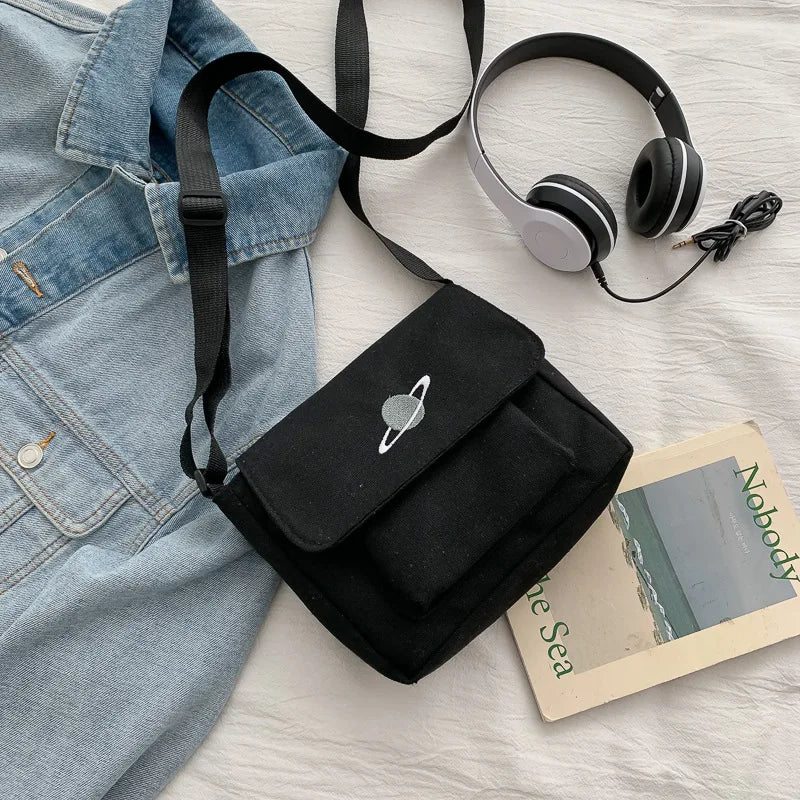 Hot Selling  Wholesale Korean Shoulder Crossbody Large Capacity Designer Student Messenger Tooling Bag Canvas Bags