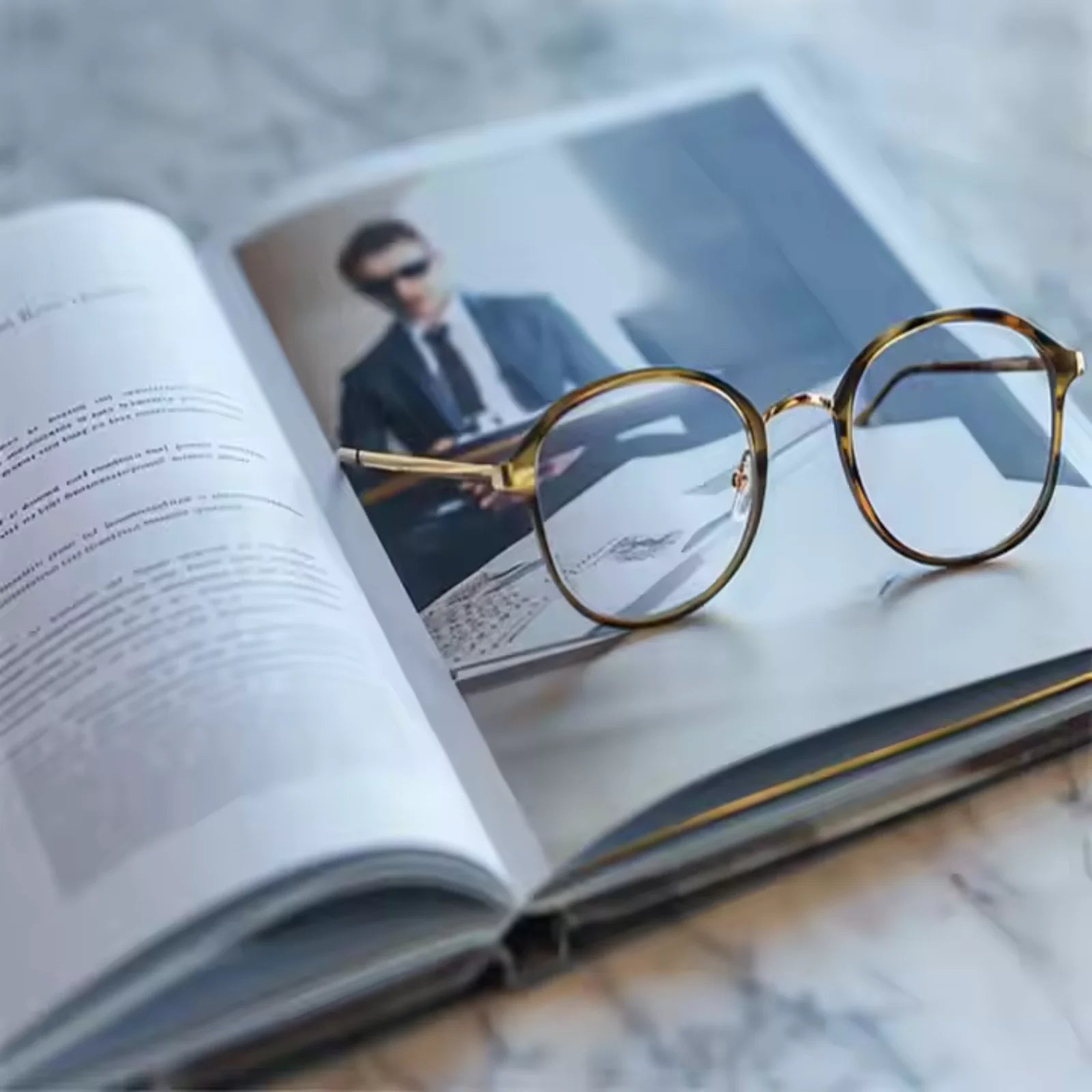 Customized Printed Hardcover and Softcover Story Publishing Booklet Magazine Brochure Catalogue Photo Cook Paper Book