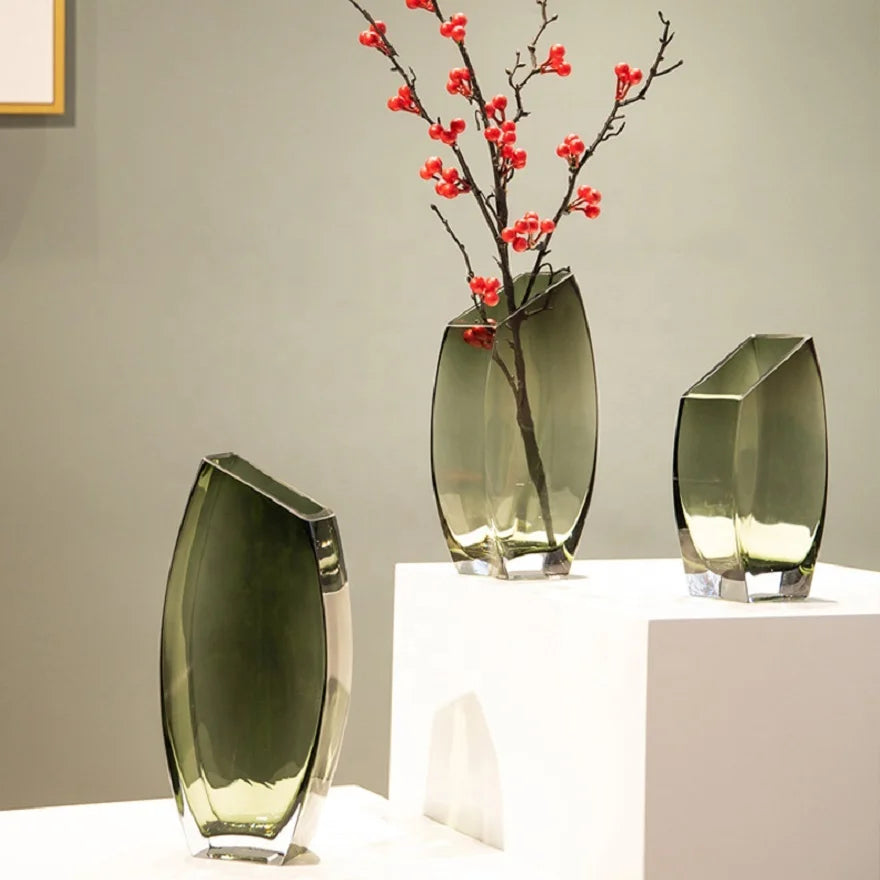 Hot Sale Creative Geometric Oblique Mouth square Transparent Glass Vase Nordic Light Luxury Decoration Glass Vase