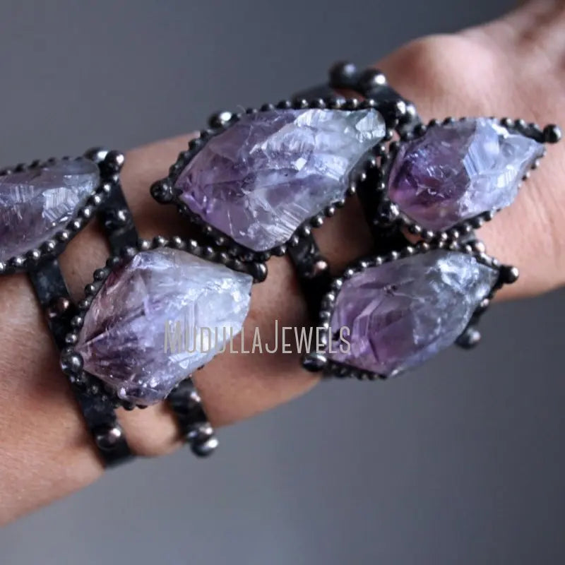 BM43223 Skinny Raw Amethyst Point Crystal Cuff for Bracelet Fashionable Crystal for Bracelet with Amethyst Stone