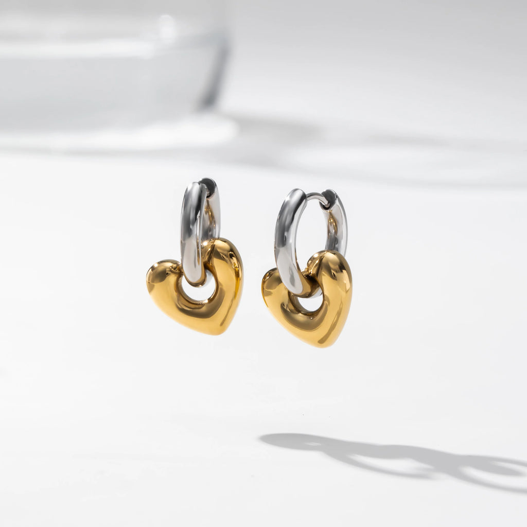 YF3782 Minimalist Non Tarnish Stainless Steel Hoop Earrings 18k Gold Plated Heart Design Two Stone Earring Women