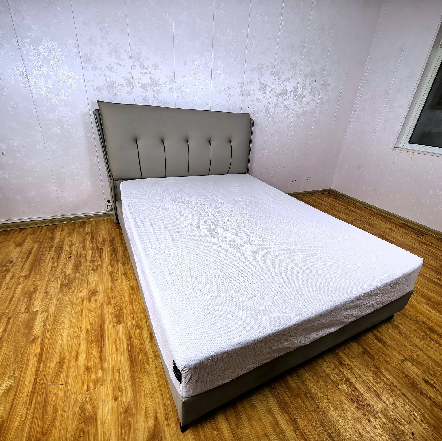 Grounding Sheets Queen Fitted: Sleep in Harmony