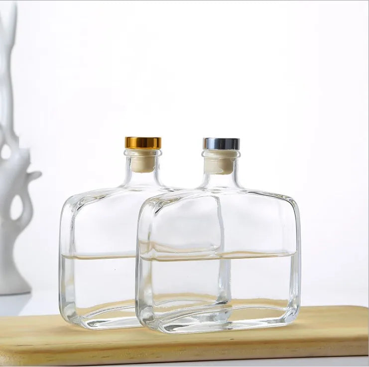 Luxury Diffuser Bottles 100ml 350ml 200ml Glass  Bottle Home Diffuser Glass Bottle with Cork for Sale