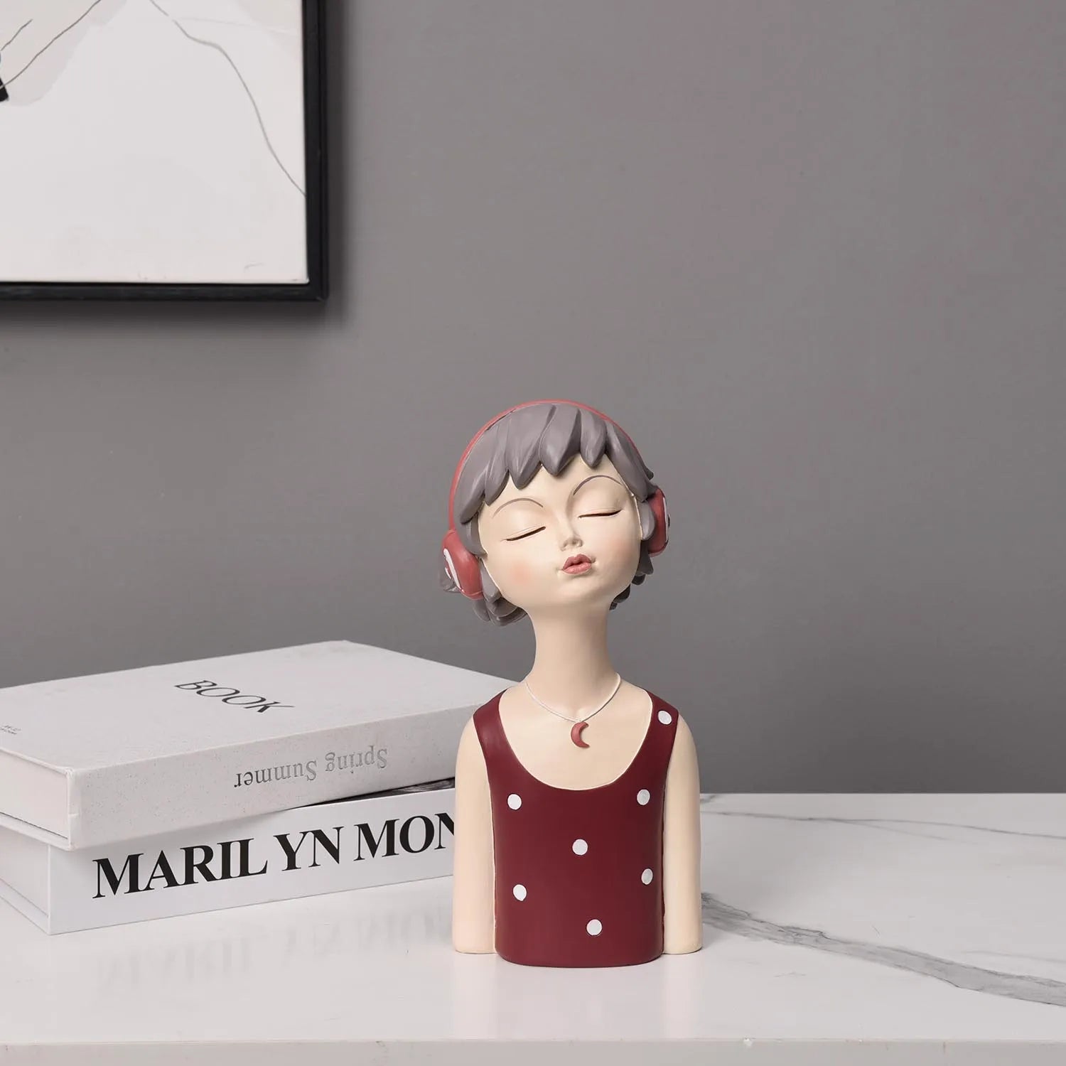 Home Living Room Girl Bust Statue Decor Resin Interior Table Statue Accessories for the Apartment