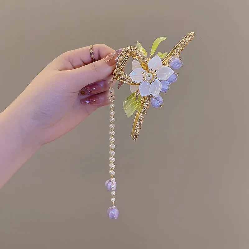 Dainty Long Tassel Trendy Pearls Flower Shape Hair Claw Elegant Fashionable Metal Hair Claw Clips Hair Accessories for Ladies