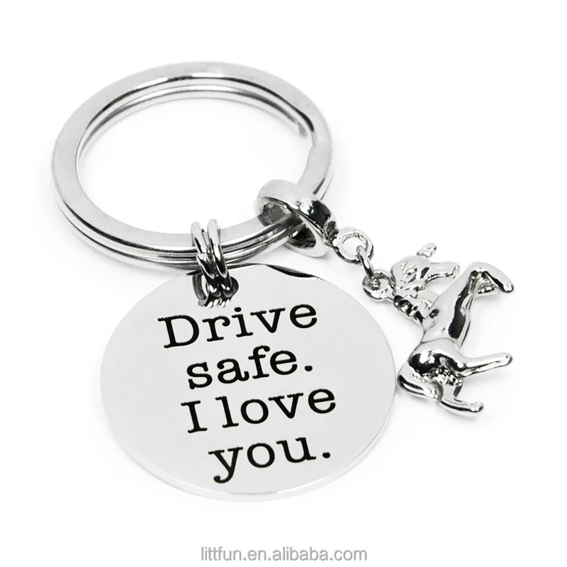 Wholesale Fashion Stainless Steel Keychains Custom Logo Round Heart Shaped Drive Safe Gift Promotional Keychains & Carabiners
