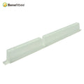 Good Quality Cheap Beekeeping Beehive Tools 0.7L Plastic Bee Feeder