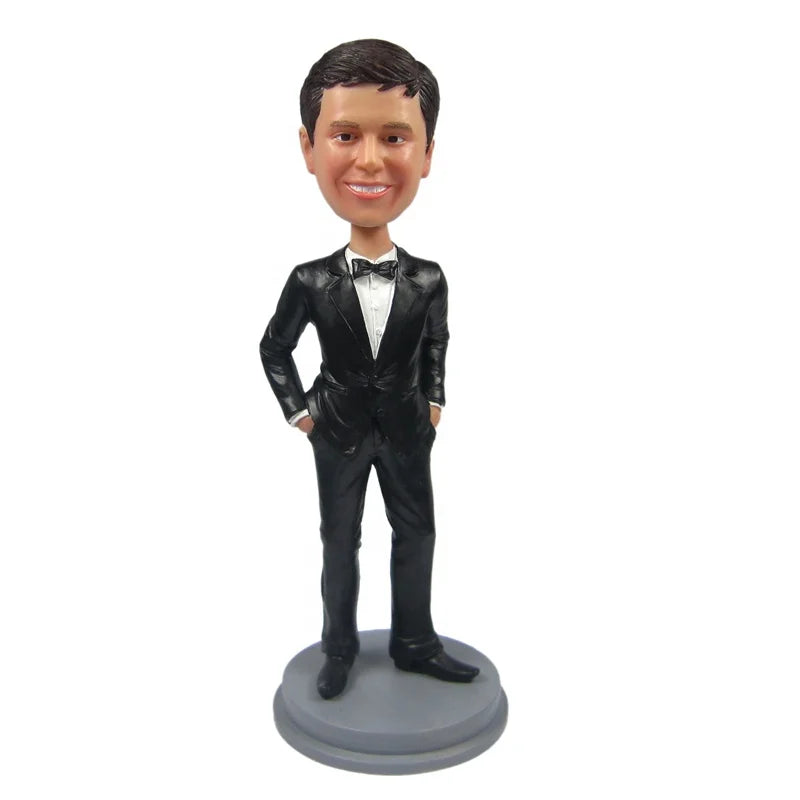 Handmade Custom Bobblehead Statue Personalised One Piece Action Figure Couple for Wedding Souvenirs Made from Resin Polyresin