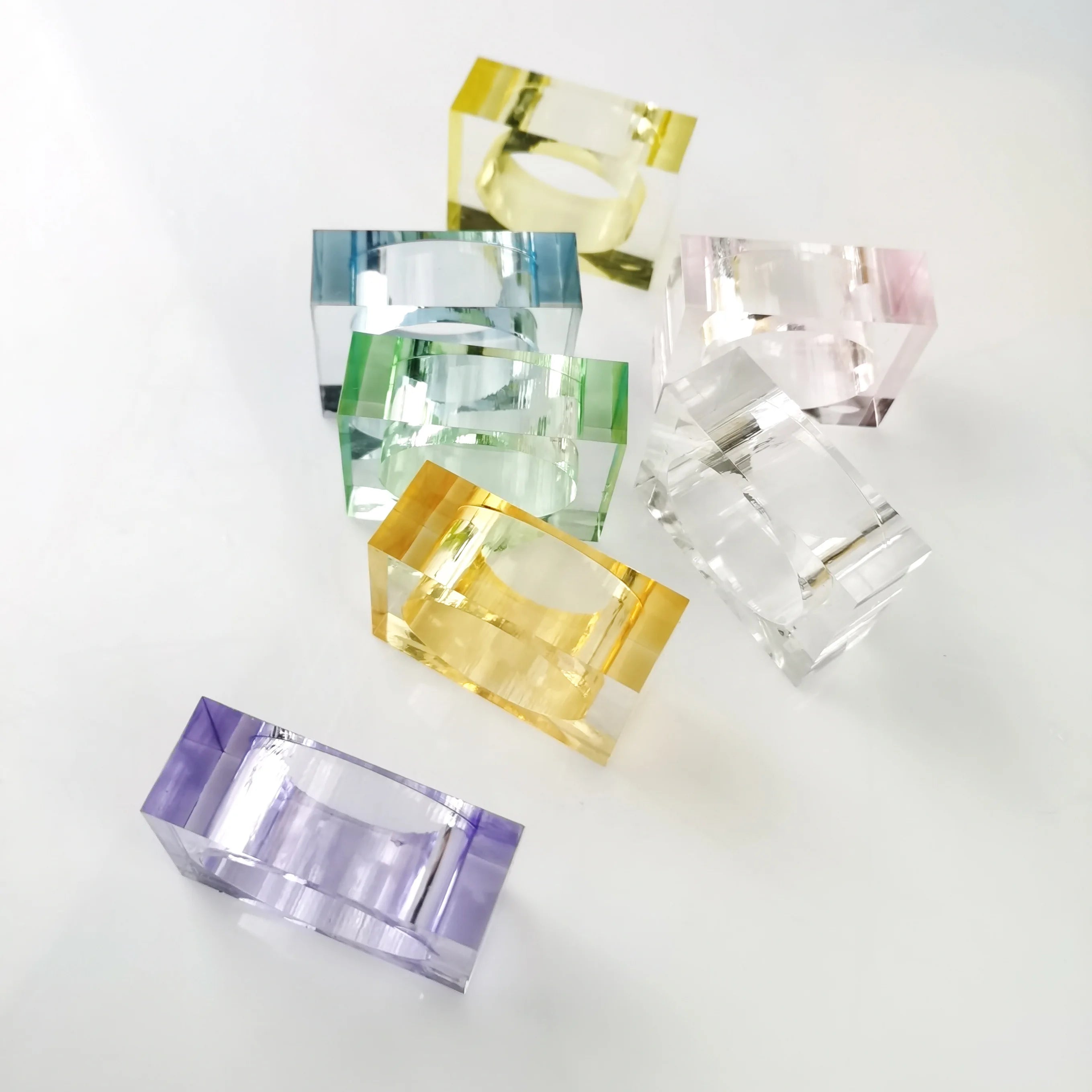 Crystal Acrylic Square Napkin Ring Shiny Transparent Table Decor for Wedding Banquet Party Restaurant Hotel Event Supply