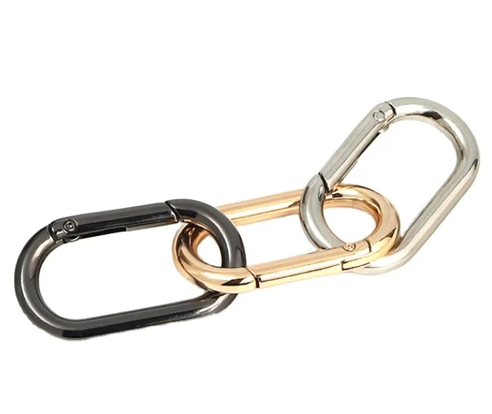 Zinc Alloy Keychain with Egg Buckle Round Shape Spring Snap Hooks and Oval Dog Buckle Metal Carabiner and Ring for Cars Keys