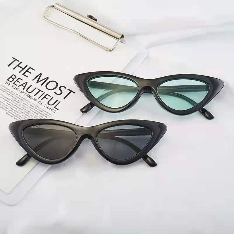 19039 Manufacturers Direct Retro Fashion Triangle Small Frame Cat Eye Sunglasses