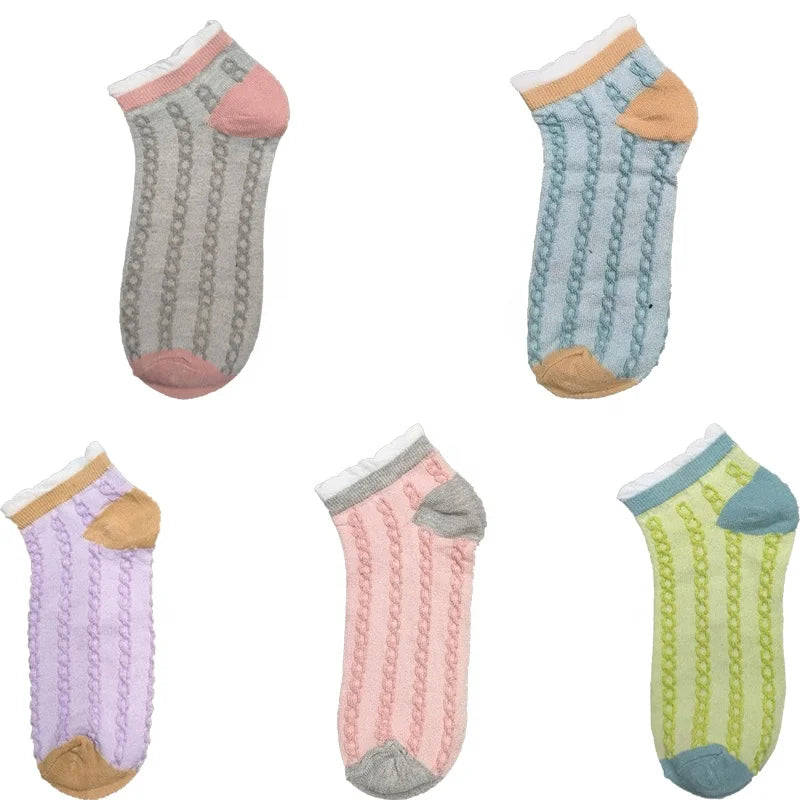 Wholesale Casual Floral Pattern Women's Socks Disposable Breathable Ankle Length with Anti-Slip Feature Logo on Body