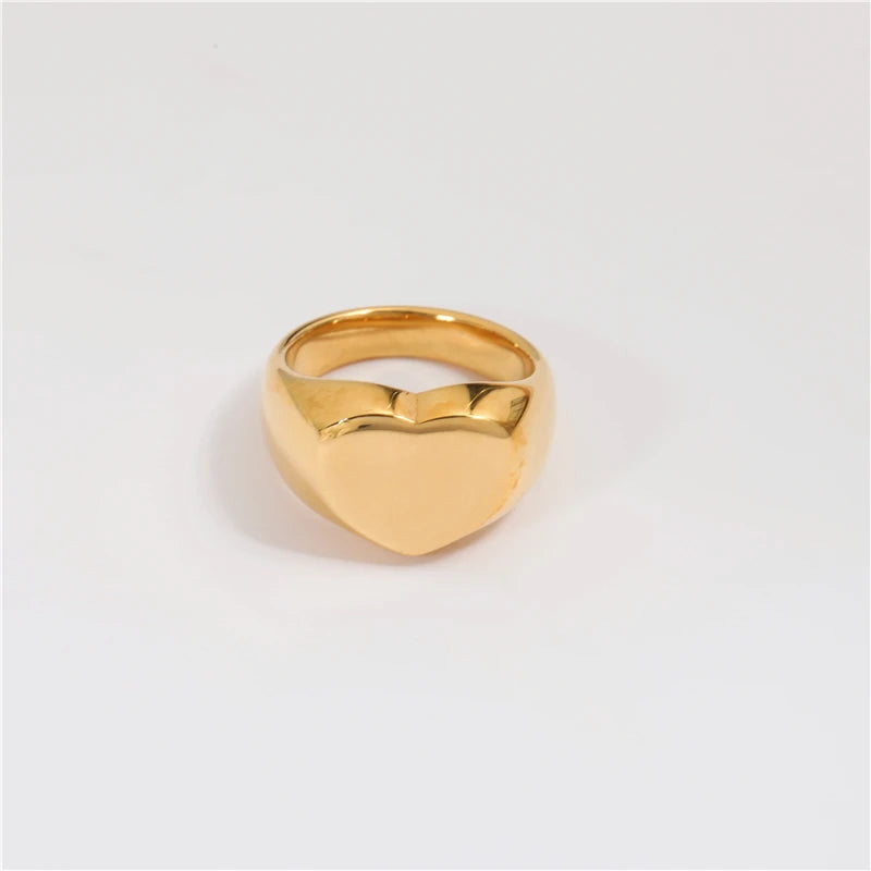 High End Gold Plated Heart Stainless Steel Rings for Women Tarnish Gold Jewelry