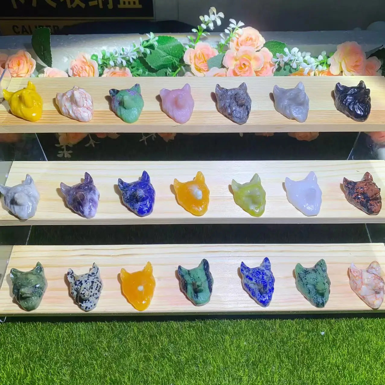 Hand Carved Mixed Gemstone Wolf Head Statue Wolf Gifts Decor Ornament Healing Crystals Animal Carvings Stone for Christmas