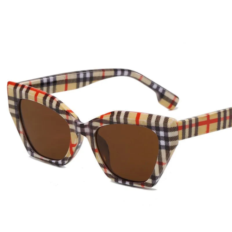 2023 Fashion square Designer Striped Sunglasses Men Women Hip Hop Eyeglasses