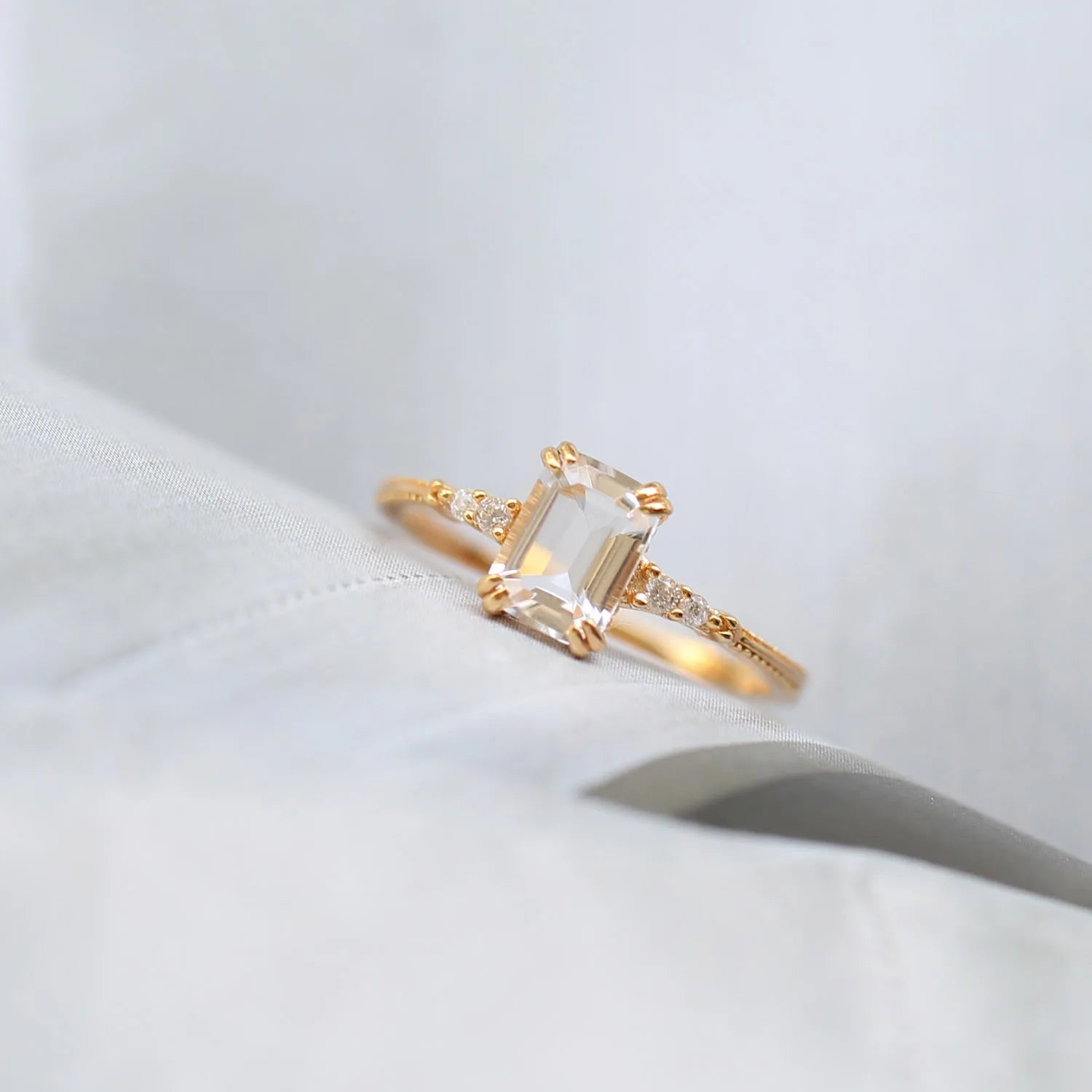 925 Sterling Silver Rings Natural White Crystal Ring 14K Gold Plated Superior Quality Jewelry for Girl