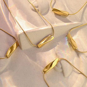 Newest 18k Gold Plated Non Tarnish Stainless Steel Twist Hollow Tube Charm Snake Chain Matching Necklace