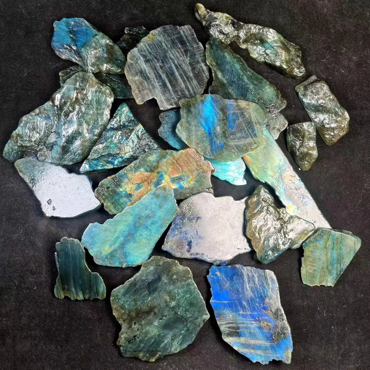 Wholesales Natural Rough Stone Labradorite Slab Slice Free Form Energy Crystal for Healing or Decoration