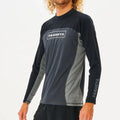 Wholesale OEM Silk Screen Printed Polyester Spandex Compression Shirt Long Sleeve UV Quick Dry Custom Rash Guard for Unisex