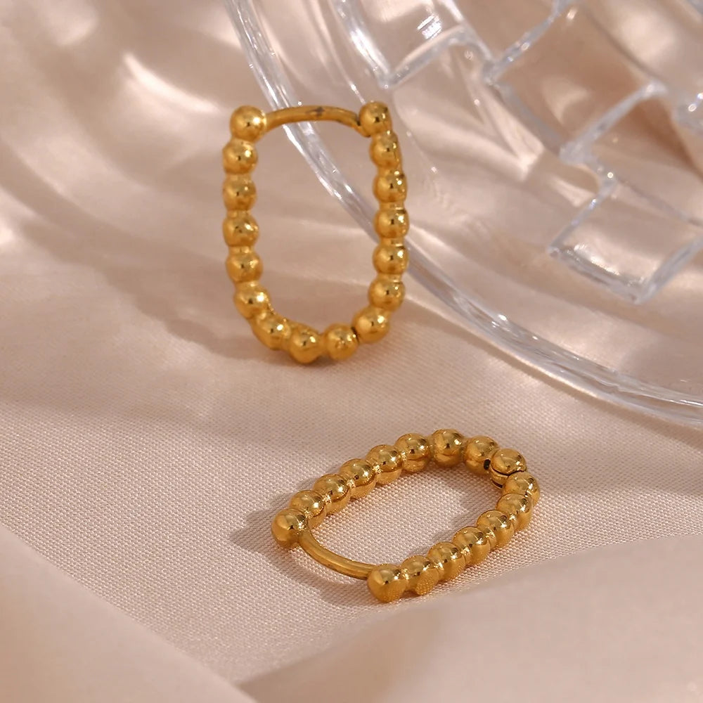 Dreamshow Jewelry U Shape Beaded Huggies Earrings 18K Gold Plated Stainless Steel Designer Earrings Popular Brands