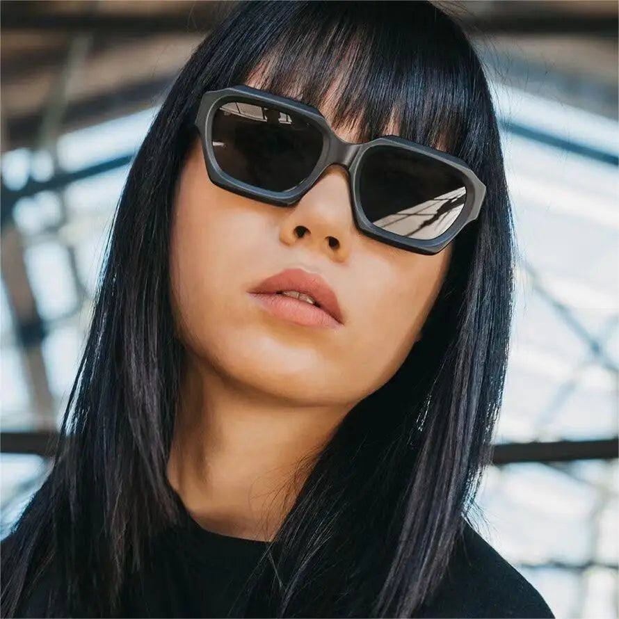 2025 New Fashionable Unisex Modern Shades Mens Designer Sun Glasses UV400 Vintage Sunglasses Retro Design with Logo Brand Custom