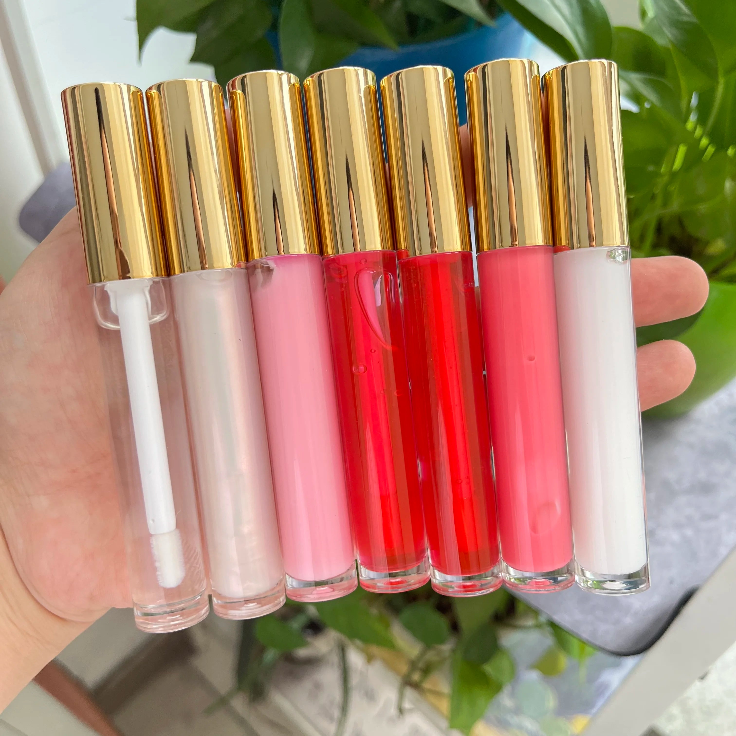 Top Ranking Vegan Hyaluronic Pout Plumping Lip Gloss Private Label
