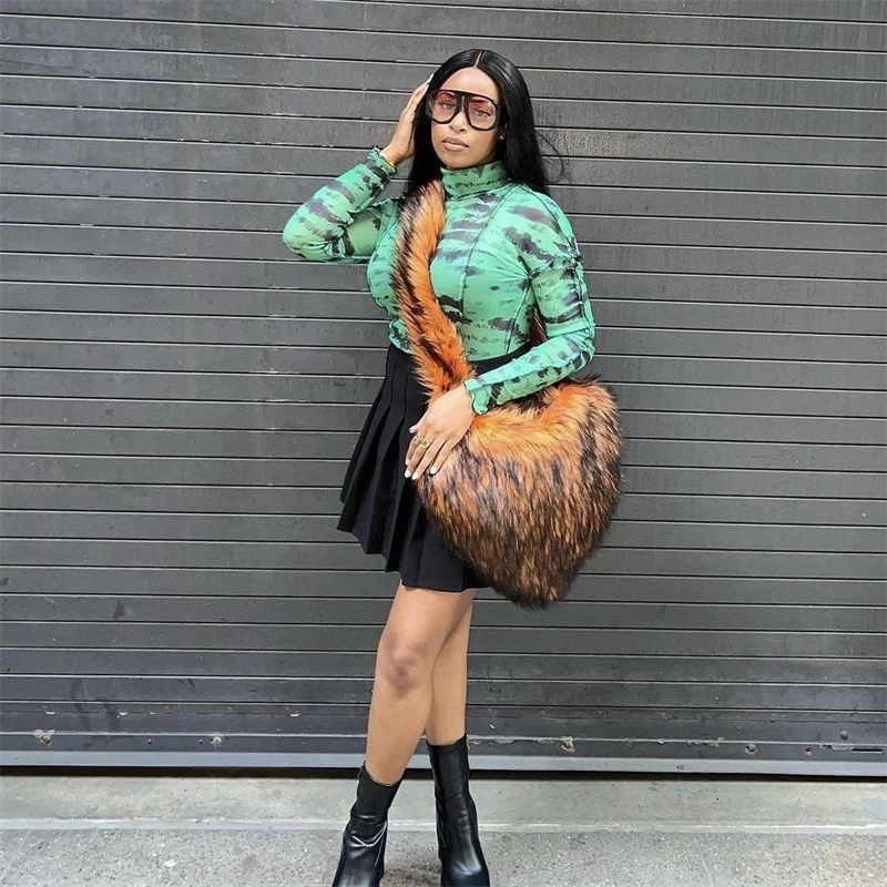 Fashion Ladies Shopping Bags Plush Large Capacity Tote Bag Heart Shape Faux Fur Shoulder Bag for Women