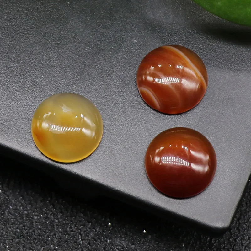 2026 Good Quality Natural Carnelian Round Shape Cabochon Loose Gemstone on Wholesale Price Crystal Chips