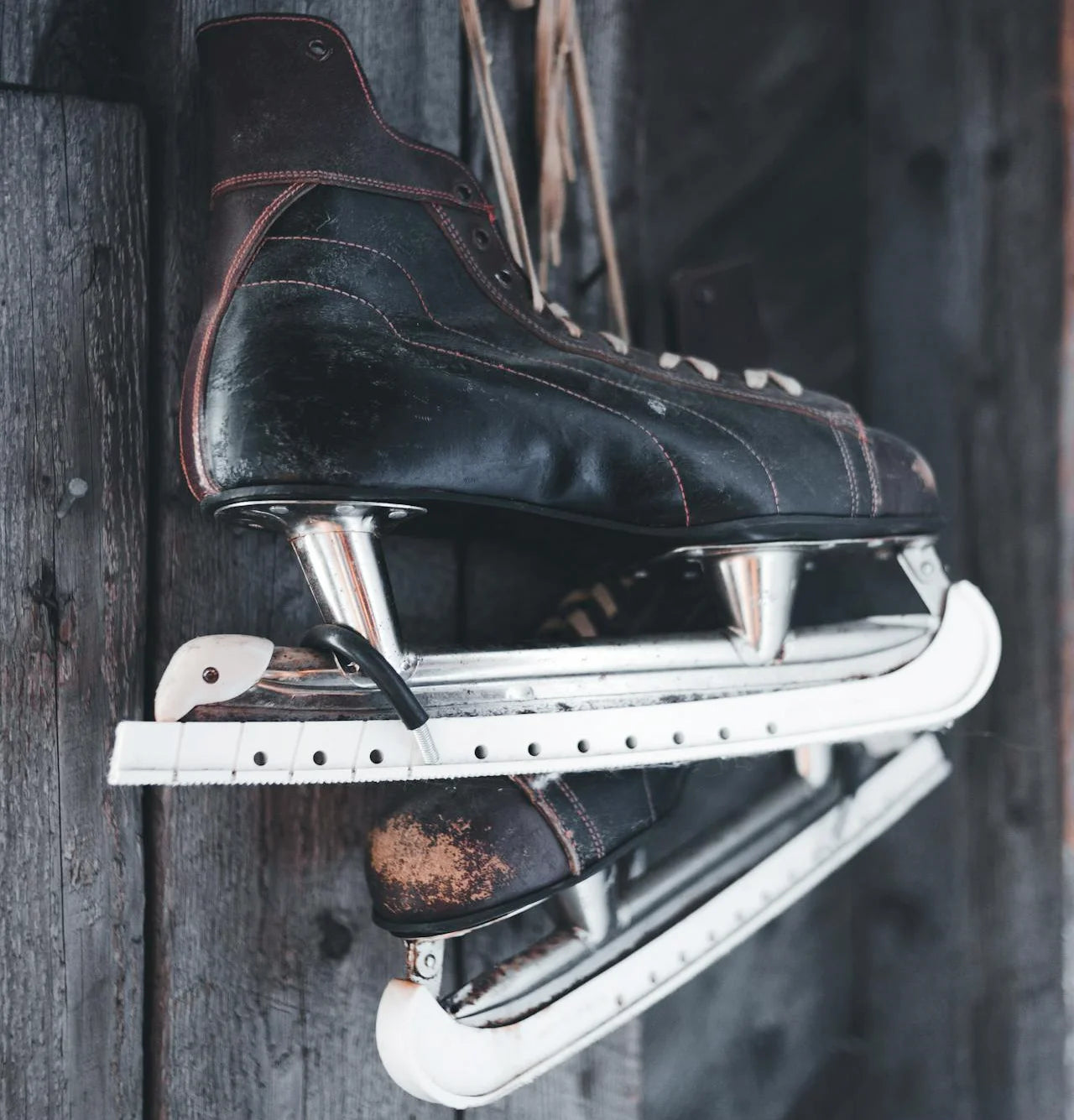 ON SALE Top Level of Figure Skates Outdoor Professional Inline Speed Cool Black Figure Ice Skates