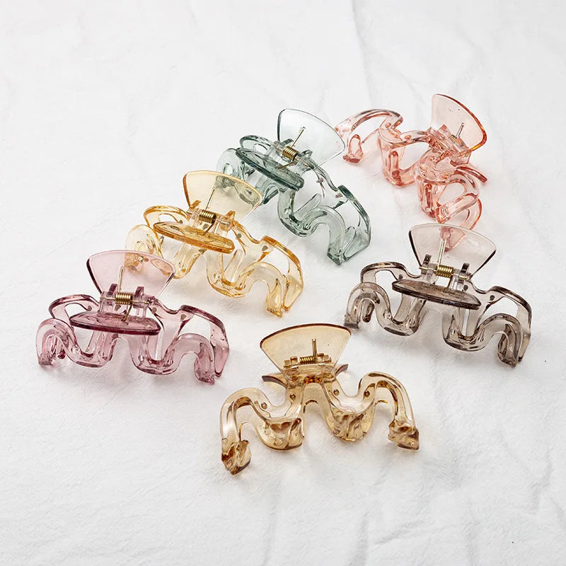 Wholesale Women Hair Accessories Claw Clip Elegant Transparent Acrylic Big Wave Hair Claw Clips for Women Hair Claw Clips