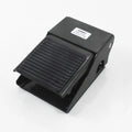 2/3 Way 1/4 Inch Aluminum FV320 Pneumatic Air Brake Foot Pedal Control Valve with Pilot Controls