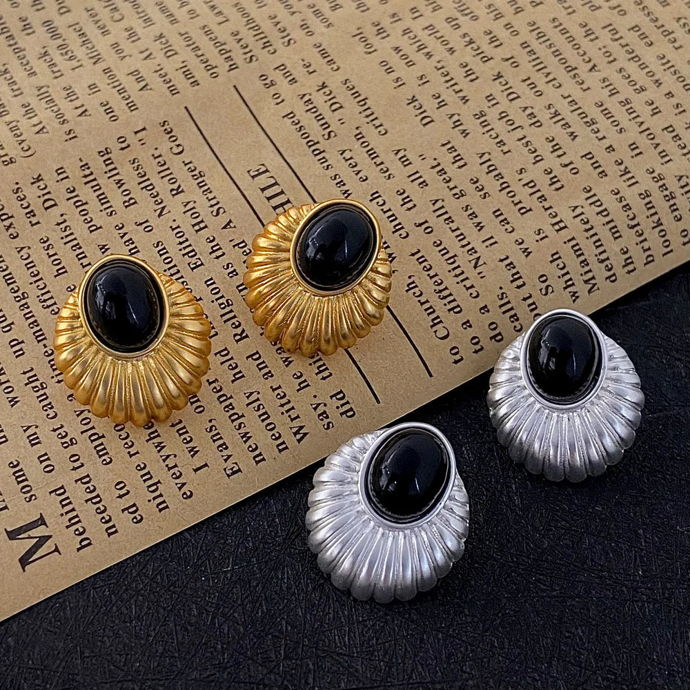 Zooying 2023 Fashion French Retro Geometric Cat's Eye Black Stone Ear Clip Earrings Golden Metal Earring
