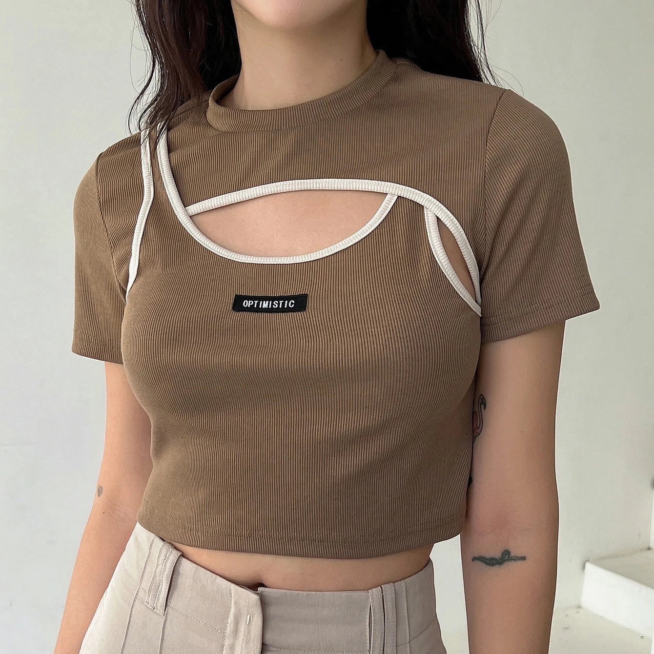 Hot Selling Custom Logo Summer Newly Design Women T-shirts Ladies Plain Hollow Out Crop Top T-shirt