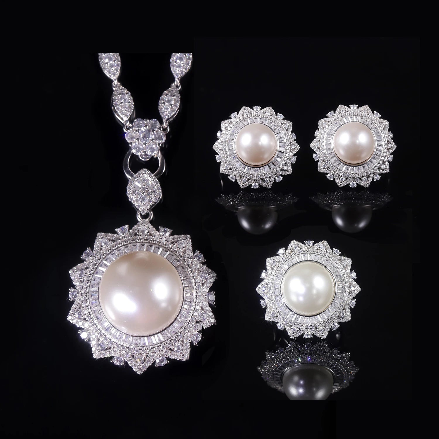 Abiding Light Luxury Antique Big Round White Shell Pearl 925 Silver Jewelry Set Cluster Halo Flower Ring Earrings Pendant Set