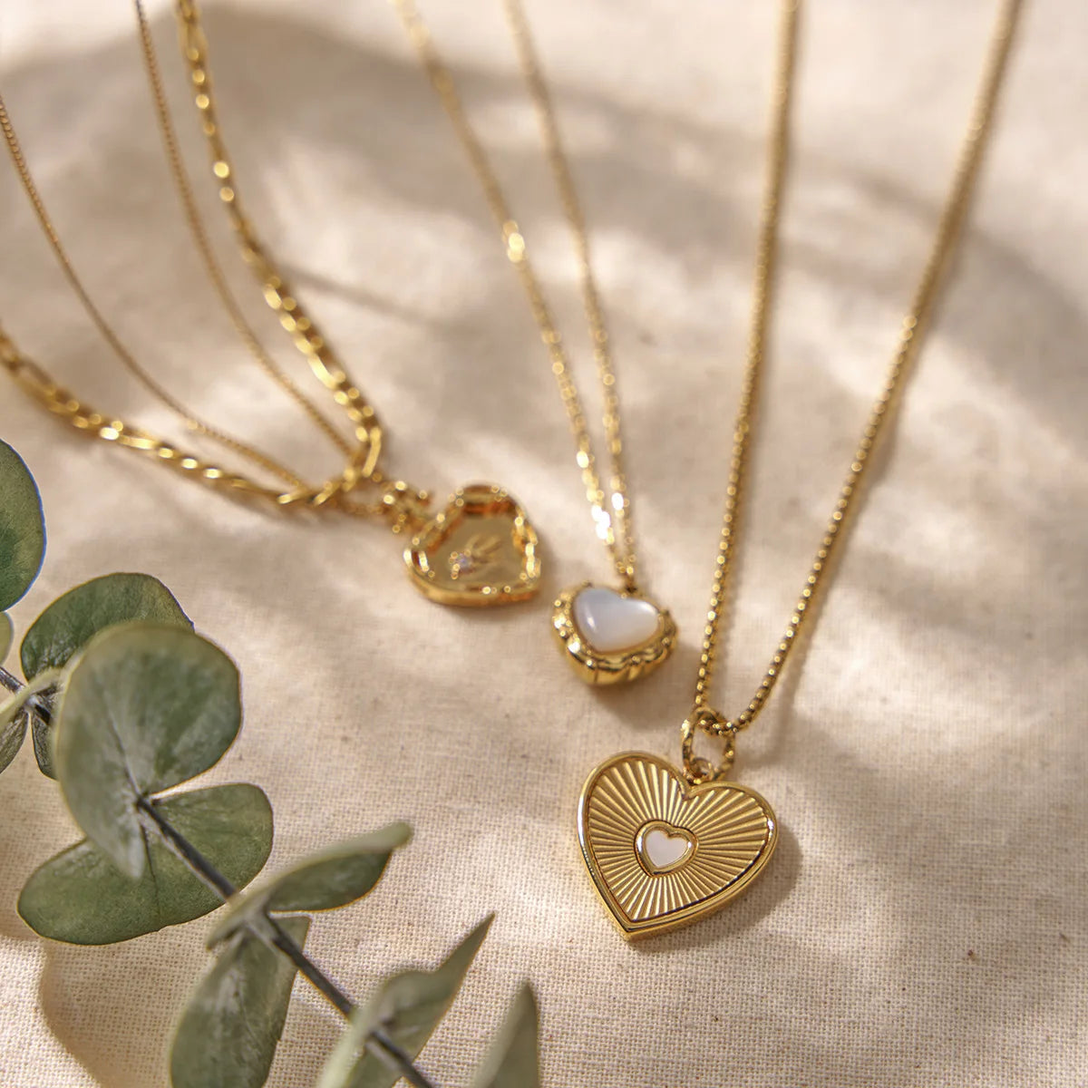 Light Luxury Style 18K Gold Plated Geometric Heart Shell Zircon Stainless Steel Pendant Necklace Set