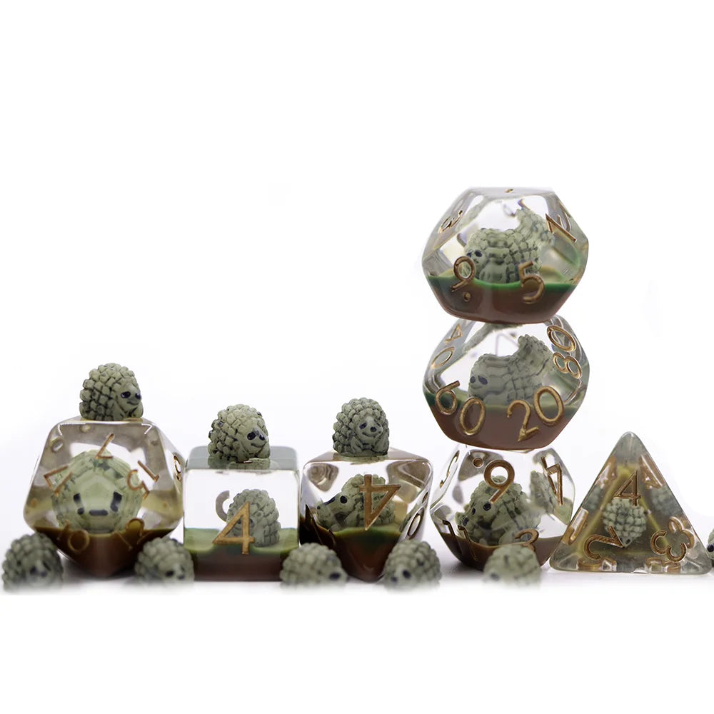 Custom DND Dice Set Transparent Color Glitter Resin RPG Polyhedral Hedgehog Inclusion Dice for Board Game With 7 Dice Per Set